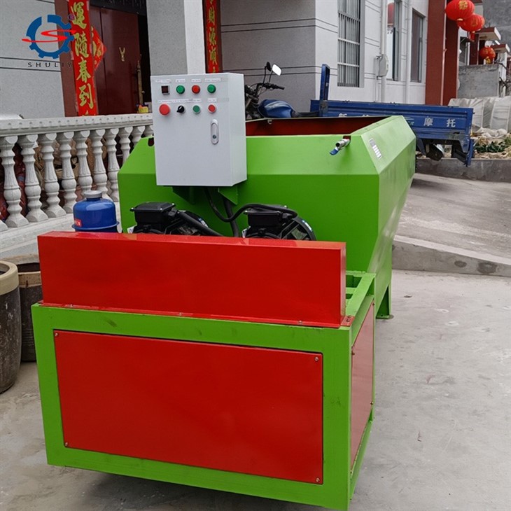Animal Feed Grinder And Mixer
